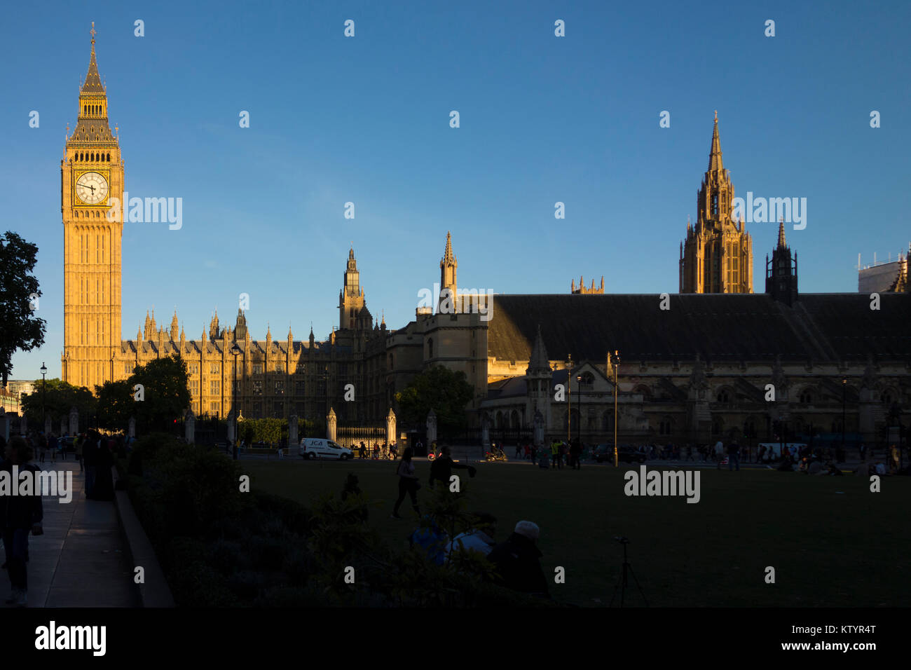 Elizabeth Torre del Big Ben, las Casas del Parlamento, el Palacio de Westminster, Parliament Square, Londres, Reino Unido. Foto de stock