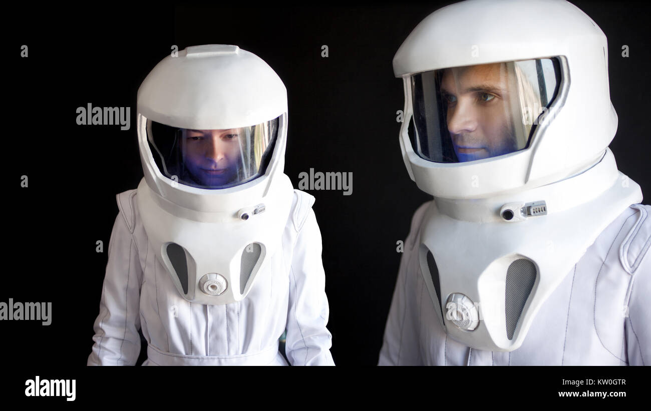 Astronaut's helmet fotografías e imágenes de alta resolución - Alamy