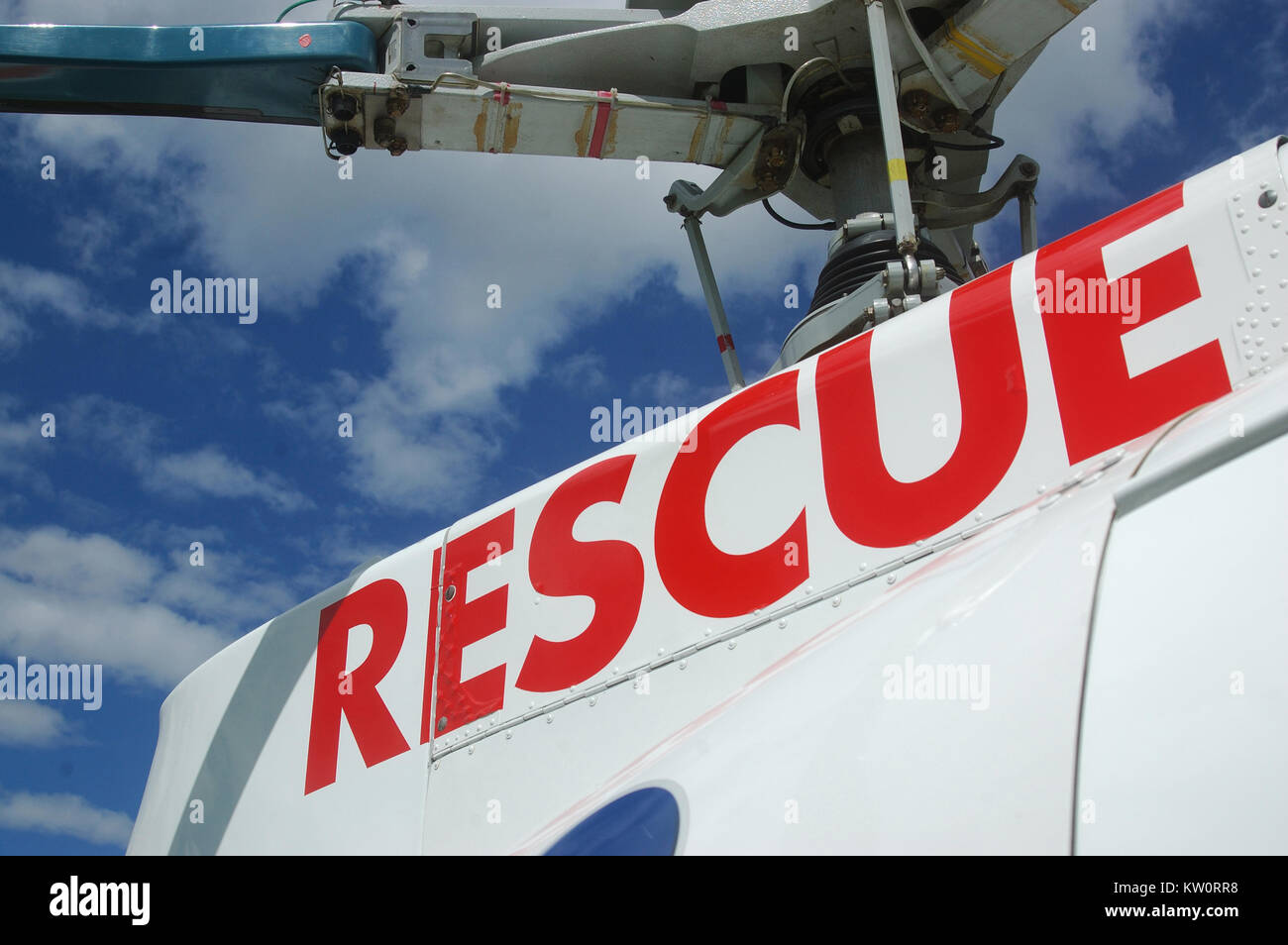 Los carteles en helicóptero de rescate Foto de stock