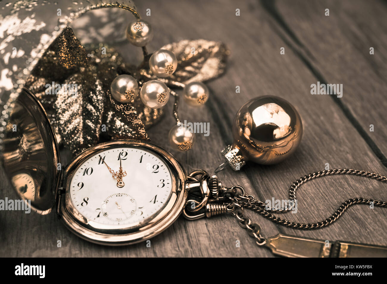 Reloj de bolsillo de juguete fotografías e imágenes de alta resolución -  Alamy