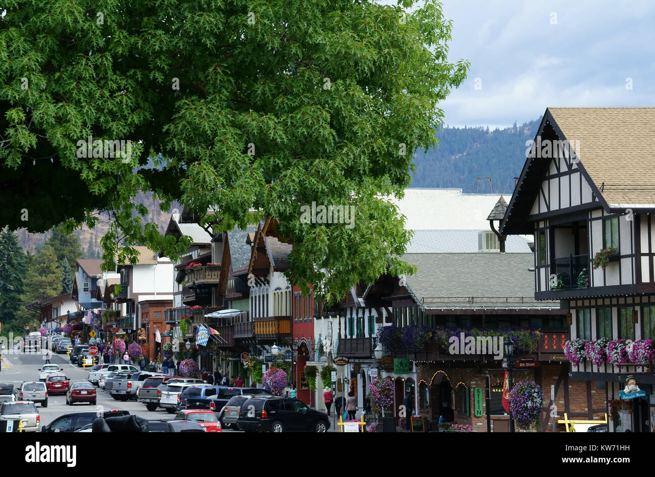 Hgouses estilo bávaro en el centro de Leavenworth, Estado de Washington, EE.UU. Foto de stock