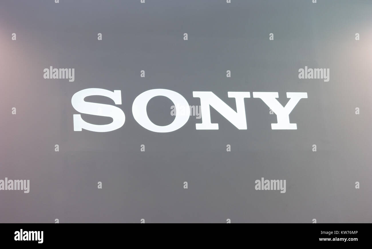El logotipo de la empresa de electrónica Sony.Sony Corporation se dedica principalmente a la electrónica de consumo Sony produce ordenadores, juegos, consolas y cámaras. Foto de stock