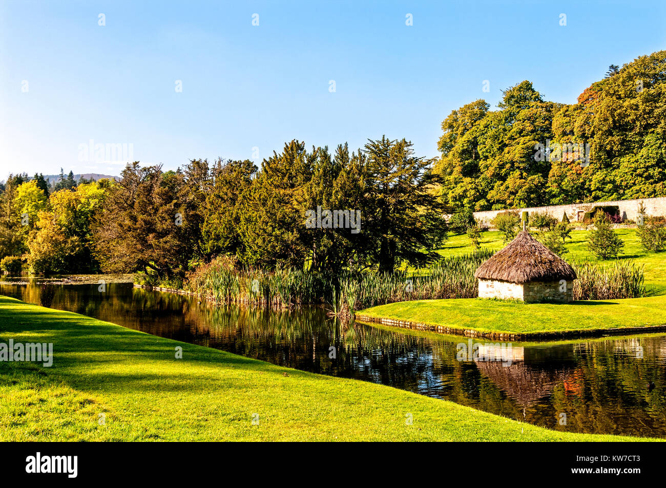 El espectacular jardín de 9 acres Hercules amurallada es un hermoso productivo y la