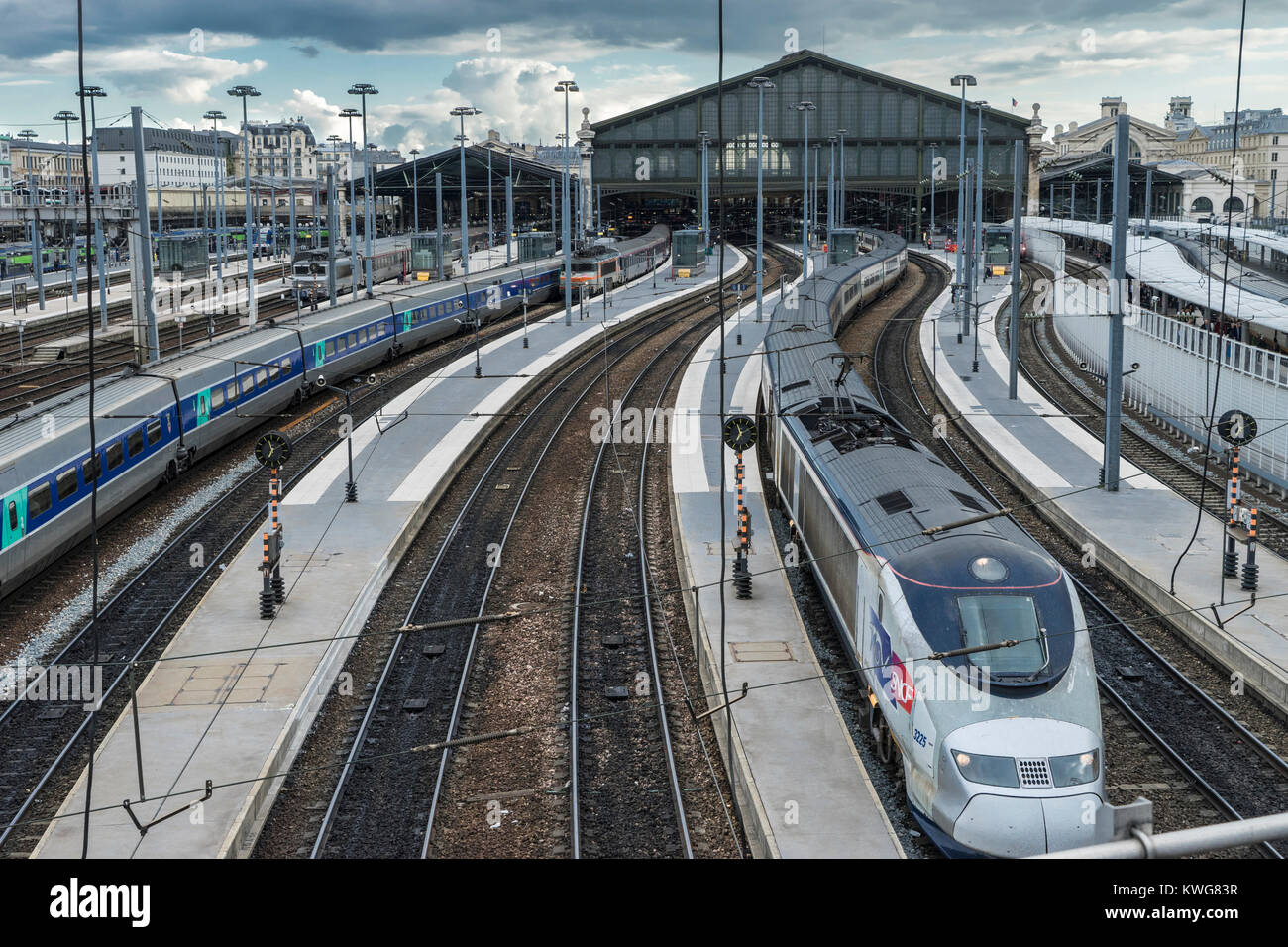 Francia, Paris Gare du Nord, el tren de alta velocidad TGV Foto de stock
