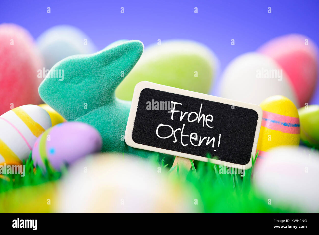 Conejito de Pascua y los huevos de Pascua, Pascua, Osterhase und Ostereier, Ostern Foto de stock