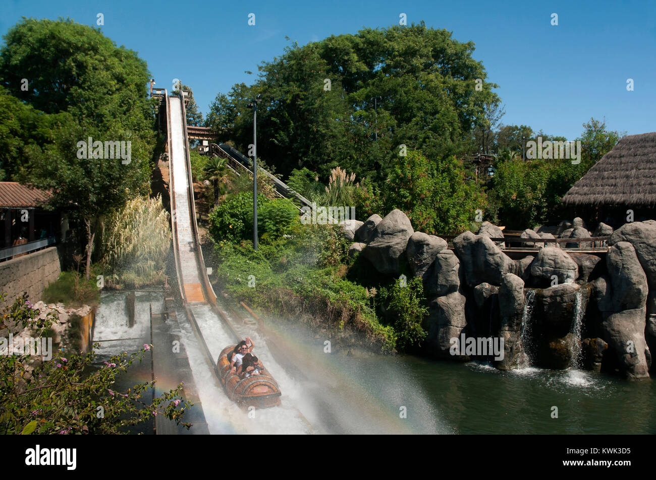 Isla Mágica (parque temático Isla Mágica), la anaconda atracción - rápido descenso y salpicaduras, Sevilla, en la región de Andalucía, España, Europa Foto de stock