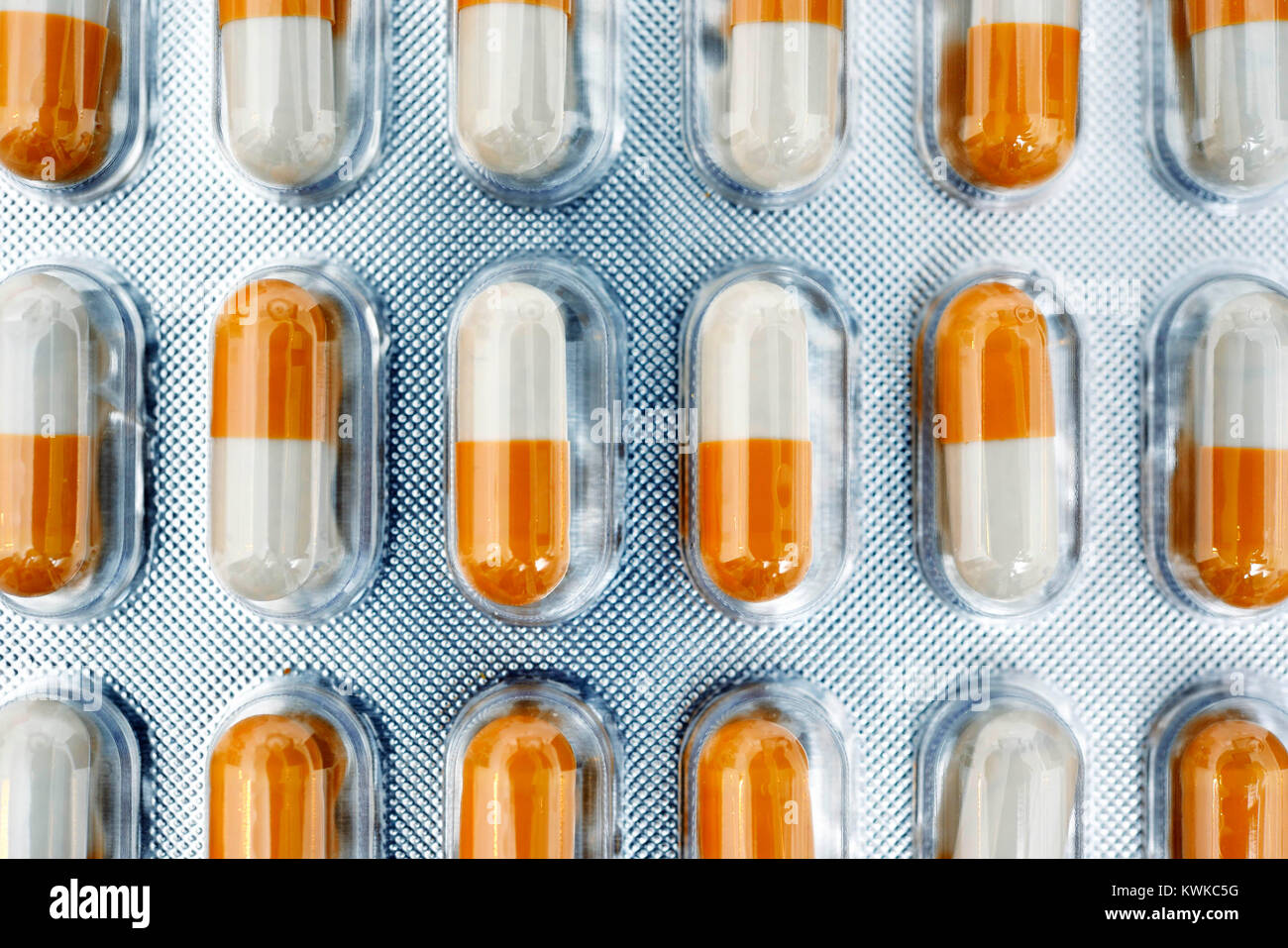 Tabletten en einer Blisterverpackung Foto de stock