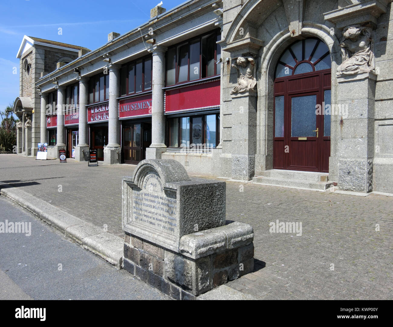 Grand Casino diversión arcade, motivos de Alejandría, The Promenade, Penzance, Cornwall, Inglaterra, Reino Unido en verano Foto de stock