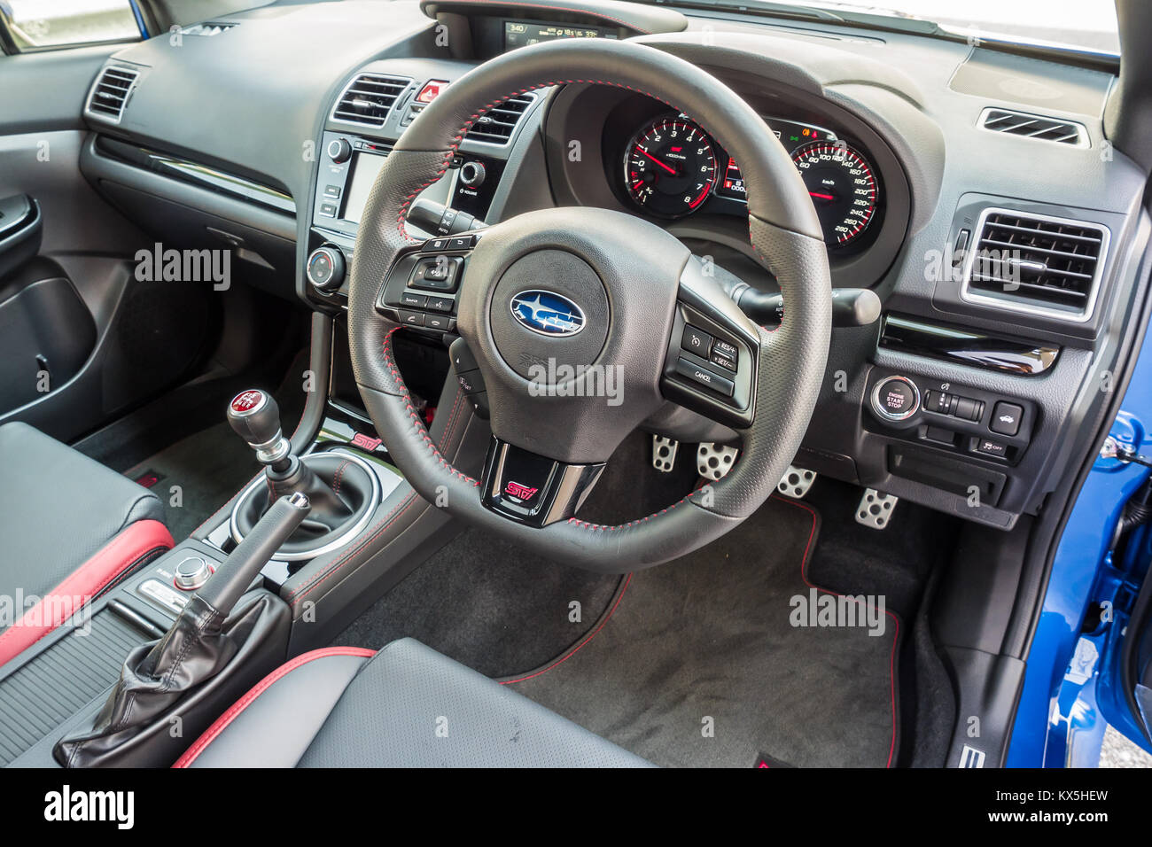 Hong Kong China Septiembre 11 17 Subaru Wrx Sti 17 Interior Del 11 De Septiembre De 17 En Hong Kong Fotografia De Stock Alamy