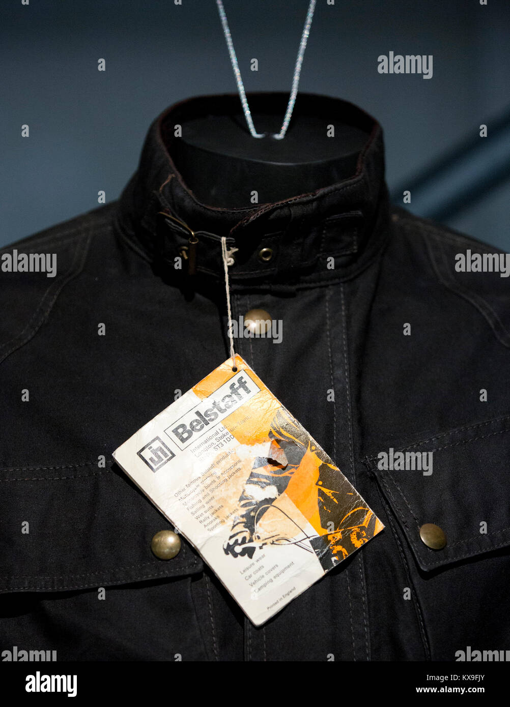 Belstaff jacket fotografías e imágenes de alta resolución - Alamy