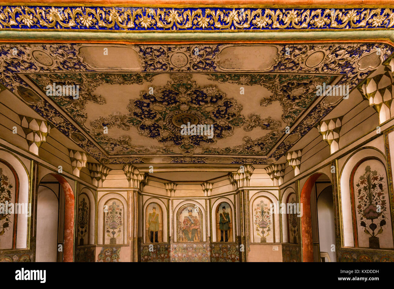 Interior de Khan-e Boroujerdi,una de las casas tradicionales de Kashan,Irán Foto de stock