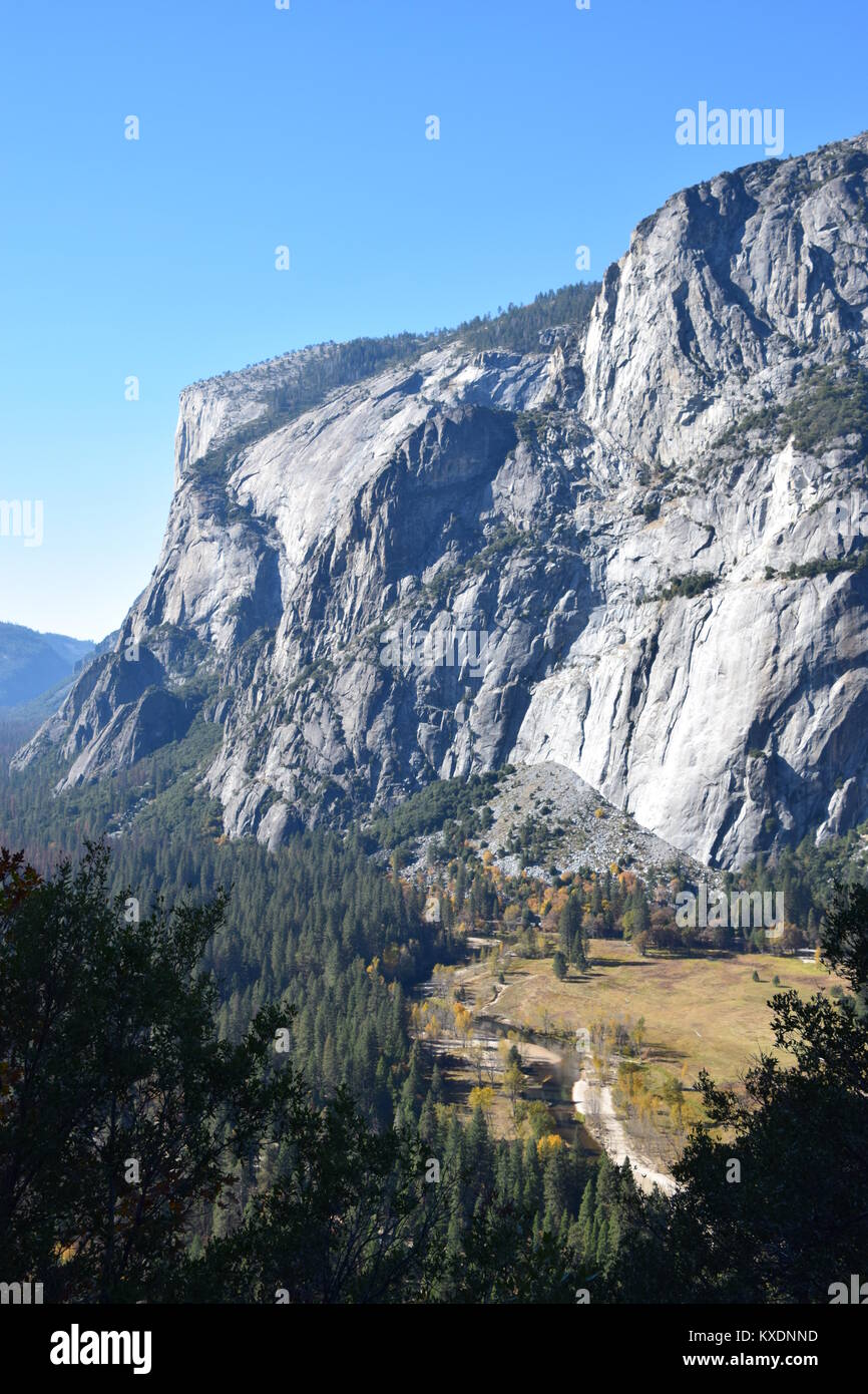 Valle de Yosemite, el Parque Nacional Yosemite, California Foto de stock