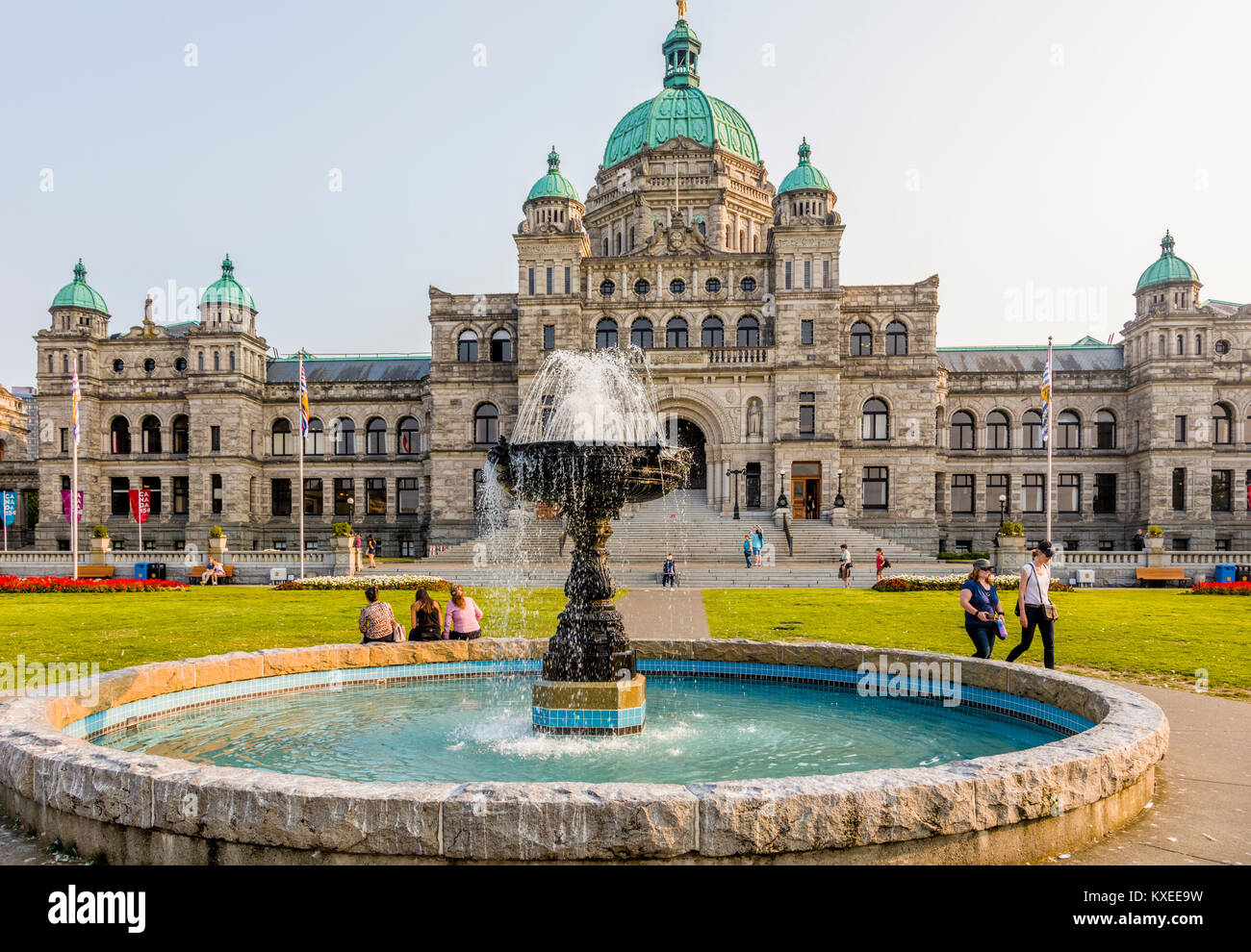 El edificio del parlamento de British Columbia en Victoria conocida como la Ciudad Jardín en la isla de Vancouver, en Columbia Británica, Canadá Foto de stock