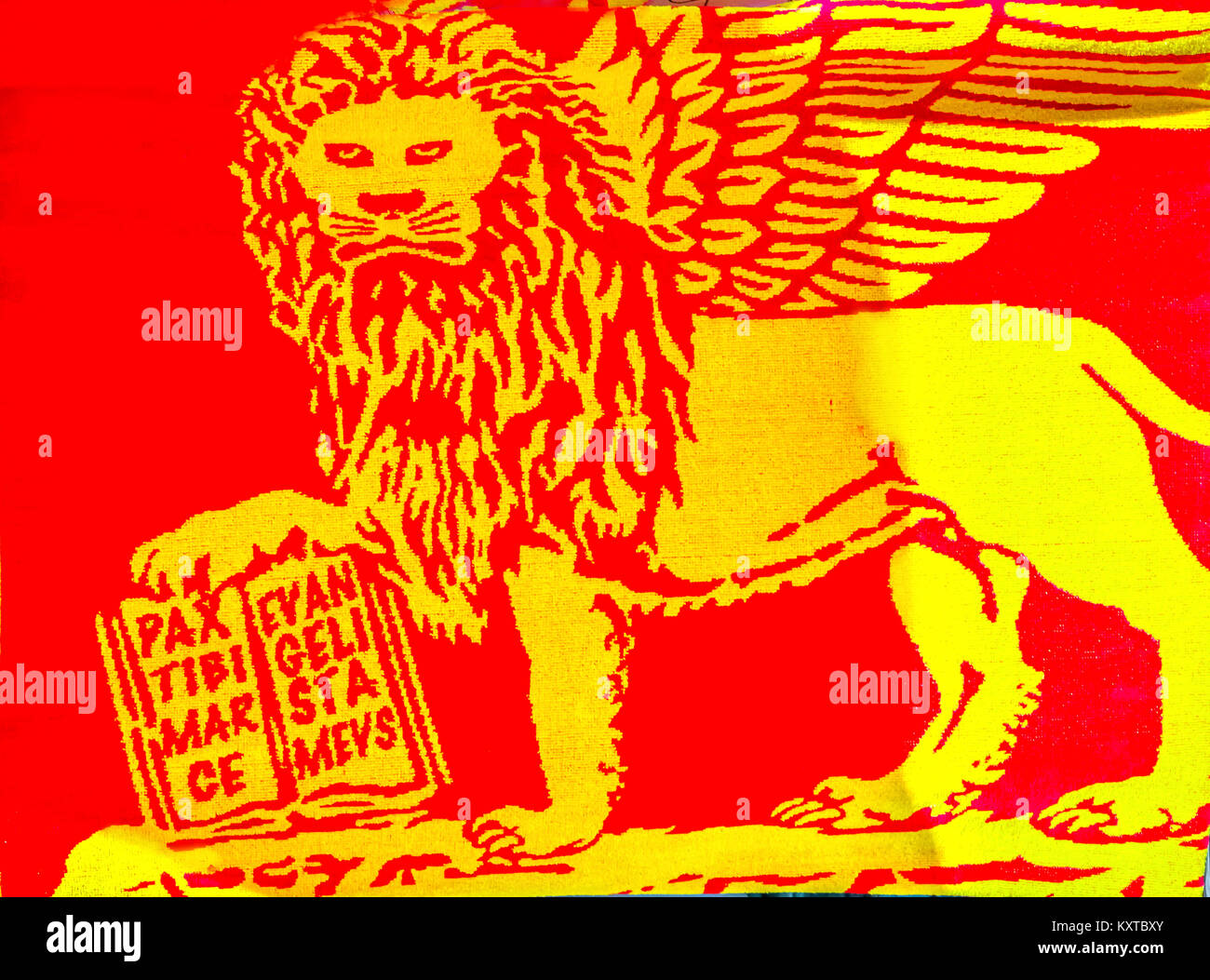 Amarillo símbolo del león de San Marcos de Venecia Venecia Italia bandera Foto de stock