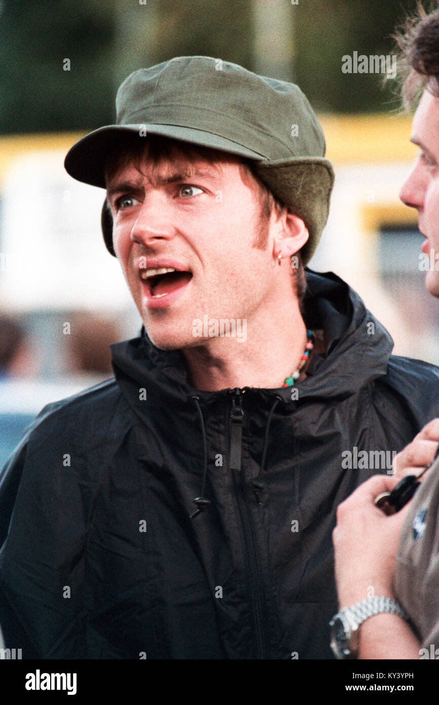 Blur damon albarn 1998 fotografías e imágenes de alta resolución - Alamy