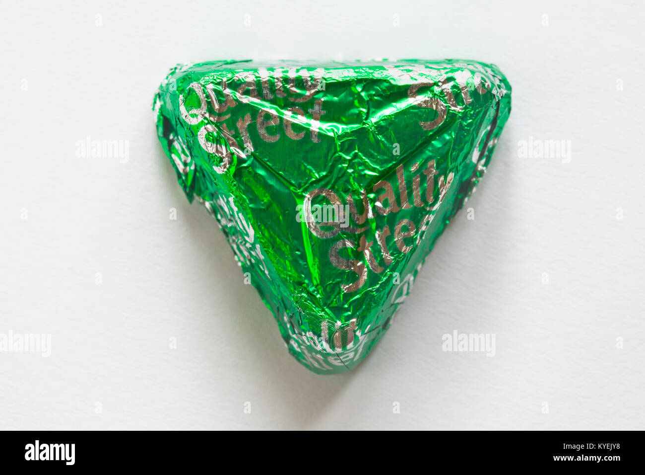 Calle de calidad Nestlé chocolate chocolate triángulo verde, Calle de calidad, aisladas sobre