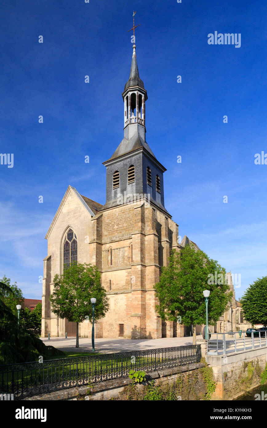 Francia, Haute-Marne (52), Montier-en-Der, église paroissiale Notre-Dame // Francia, Haute-Marne, Montier-en-Der, la catedral de Notre Dame Foto de stock