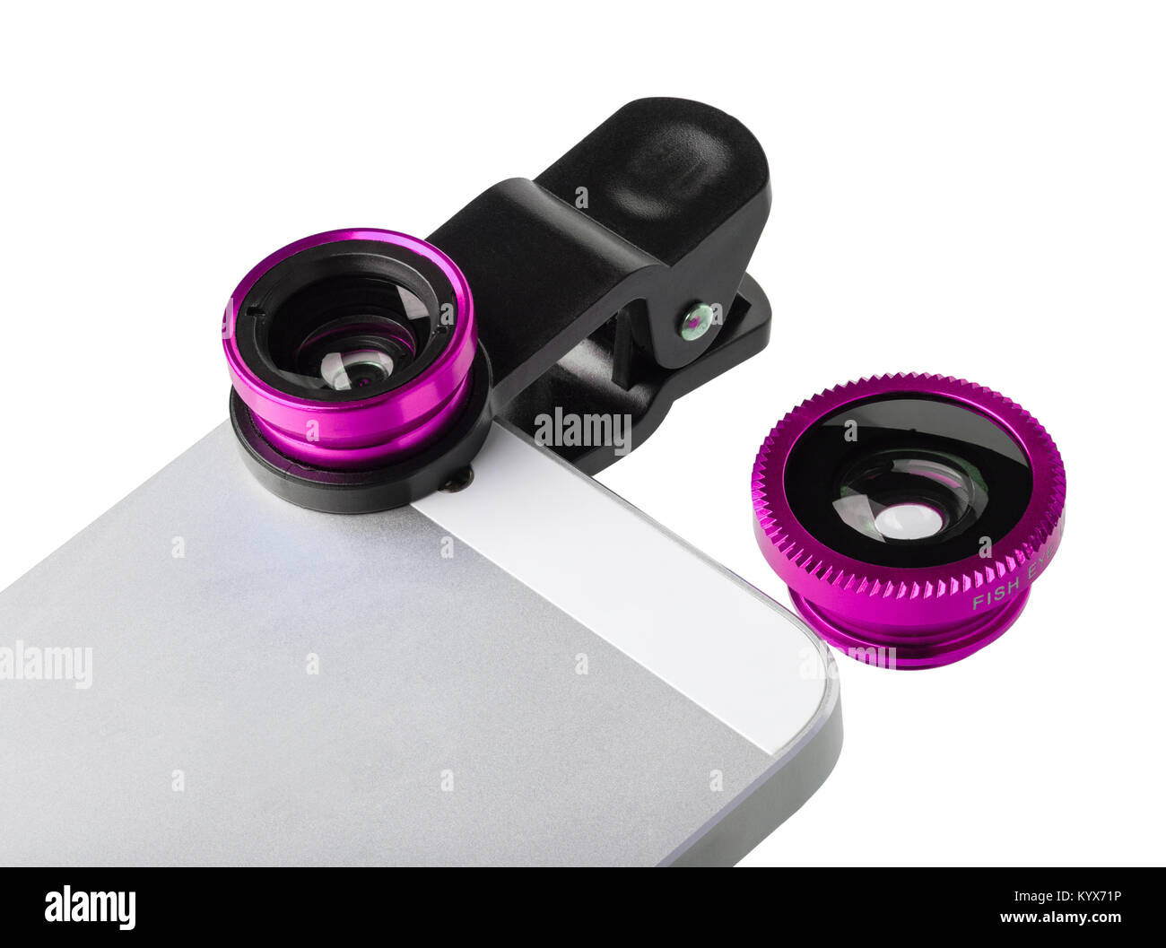 Clip - Lente Lente fotográfico universal para teléfono móvil. Las lentes son de color rosa. Uno de ellos está instalado en el teléfono móvil, el otro se encuentra cerca Foto de stock