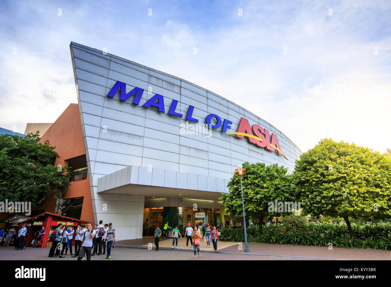 SM Mall de Asia (MOA) es el segundo centro comercial más grande de  Filipinas en julio 7, 2017 en Manila, Filipinas - Landmark Fotografía de  stock - Alamy