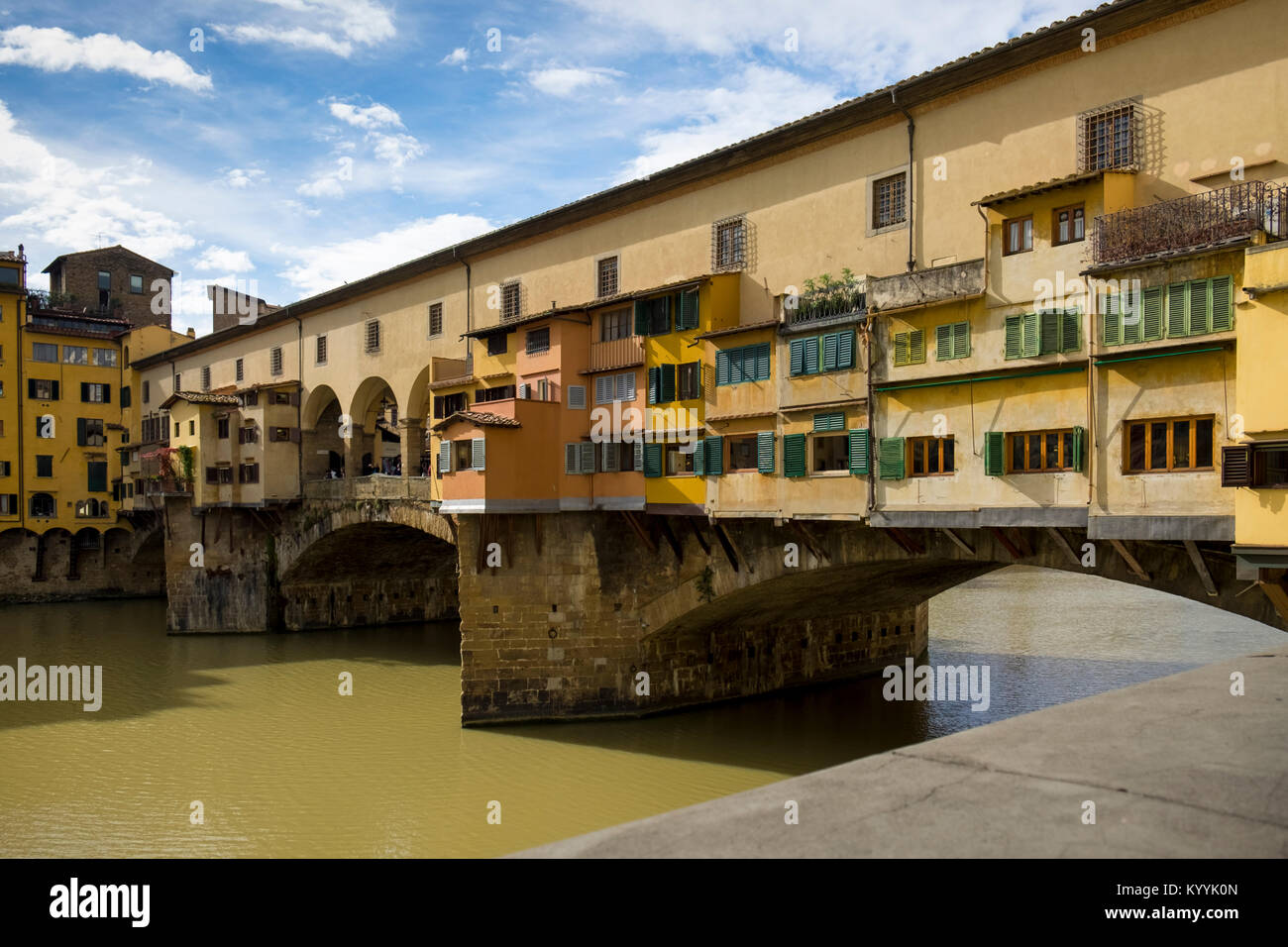 Ponte Vecchio en la ciudad de Florencia, Italia, Europa Foto de stock