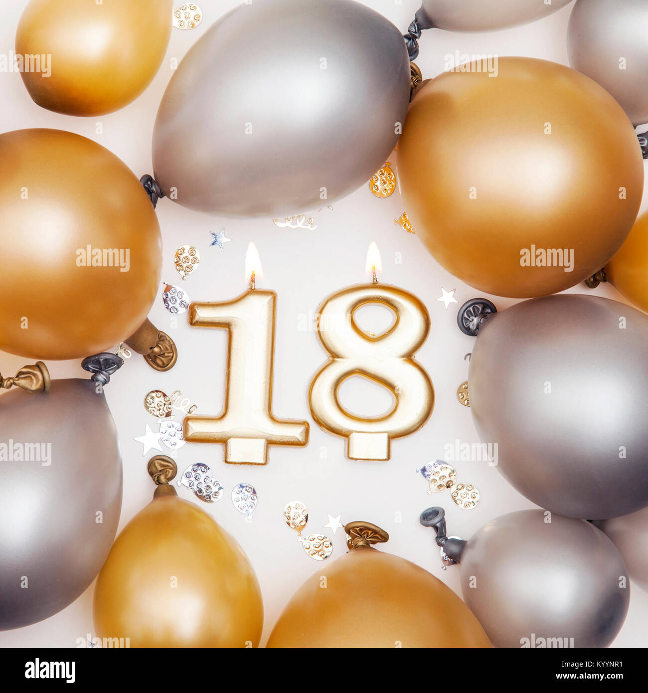 Aniversario Cumpleaños velas mostrando Nr. 18 Fotografía de stock