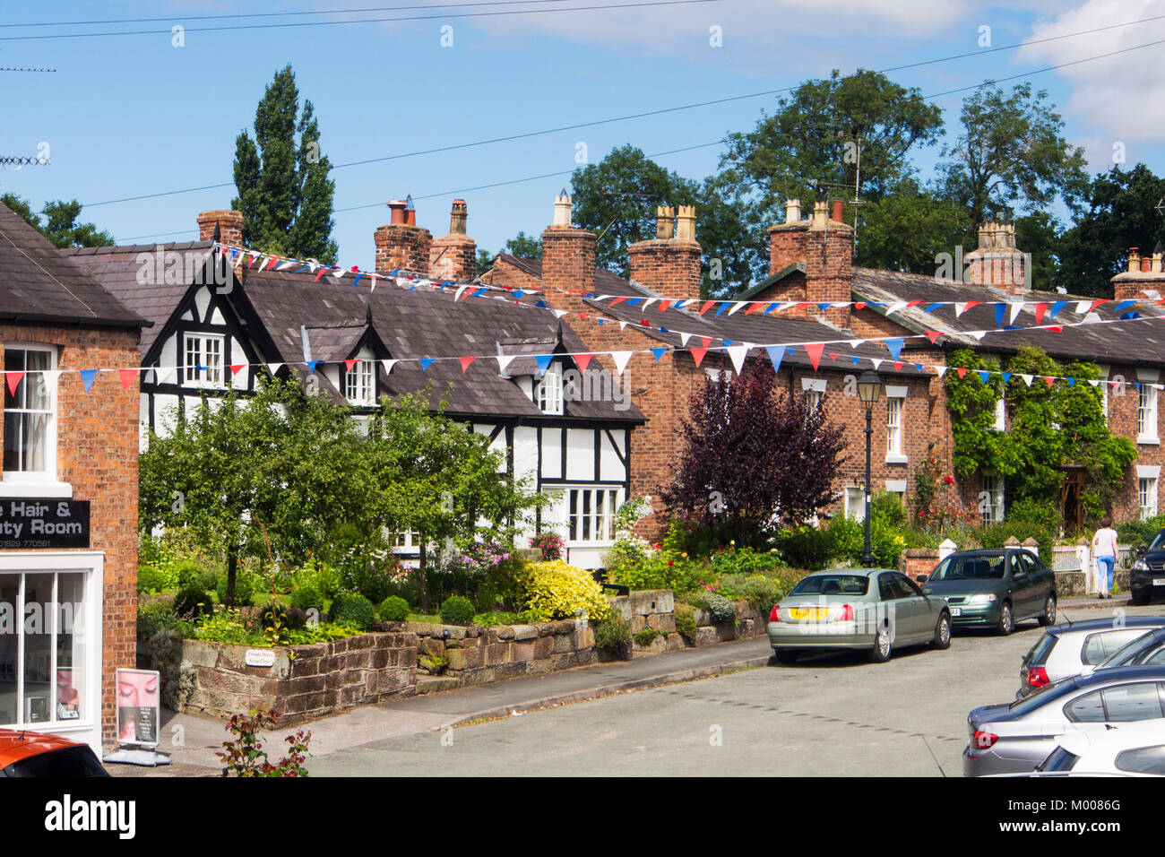 Casas en Tattenhall, Cheshire, Reino Unido. Foto de stock