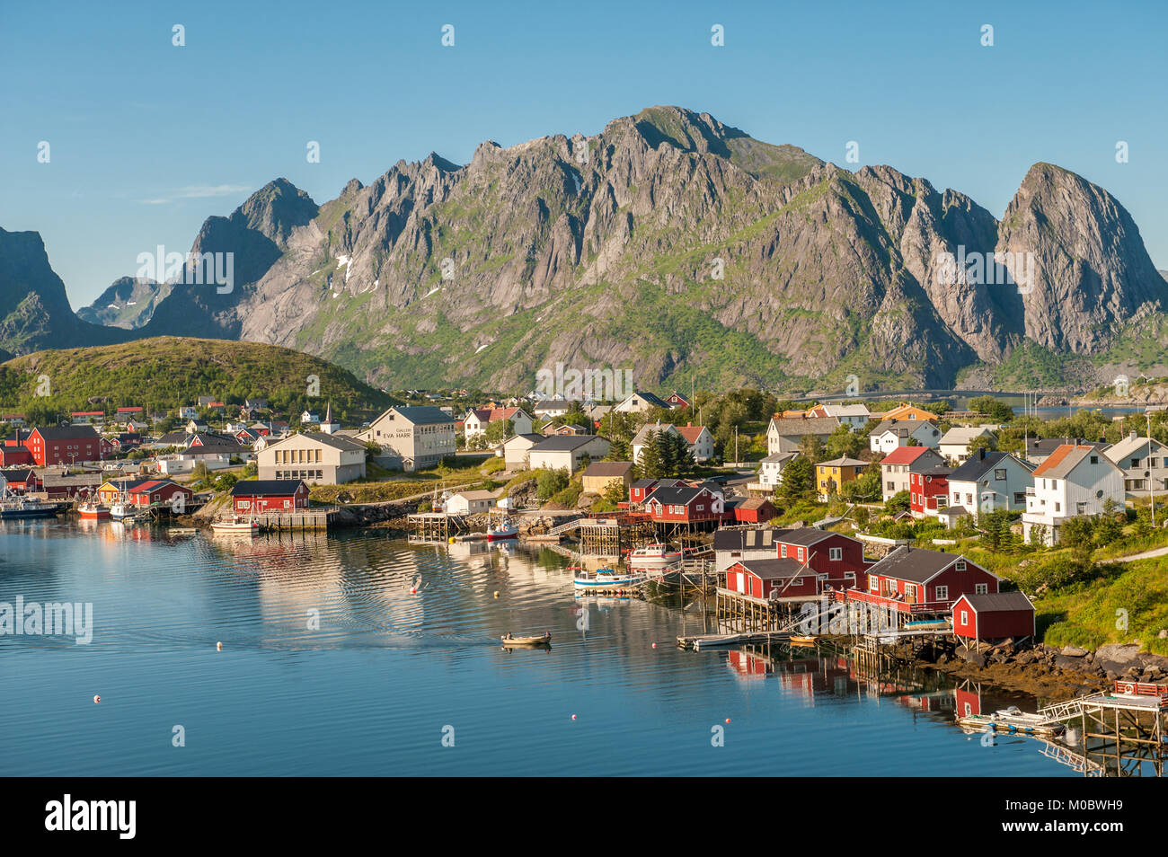 Noche de verano nórdico, el 4 de julio de 2011 en la Reine. Reine es un
