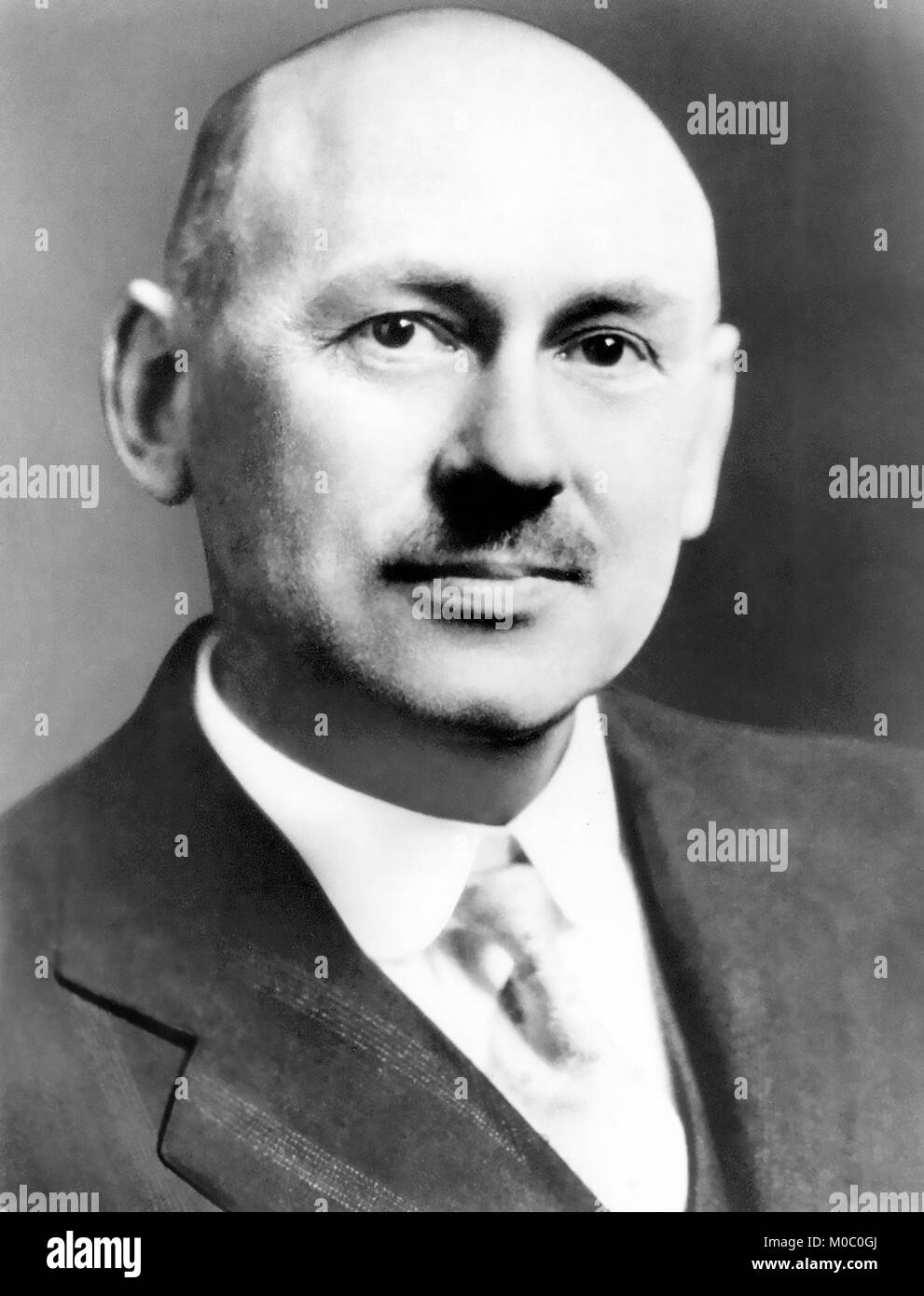 ROBERT GODDARD (1882-1945), físico estadounidense y de la era espacial enginner Foto de stock