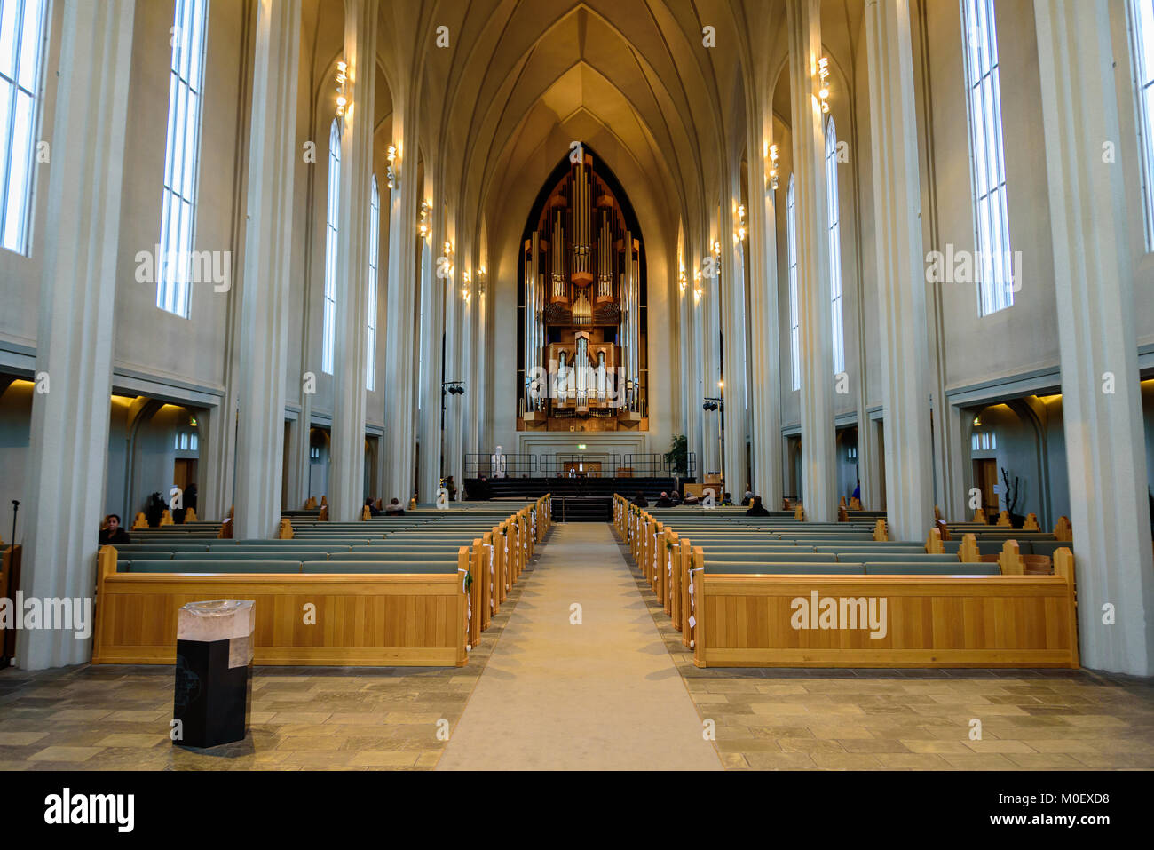 Interior de Hallgrímskirkja (iglesia de Hallgrímur), Iglesia Luterana ( Iglesia) Iglesia Parroquial de Islandia en Reikiavik, Islandia Fotografía de stock - Alamy Interior de Hallgrímskirkja (iglesia de Hallgrímur), Iglesia Luterana ( Iglesia) Iglesia Parroquial de Islandia en Reikiavik, Islandia Fotografía de stock - Alamy