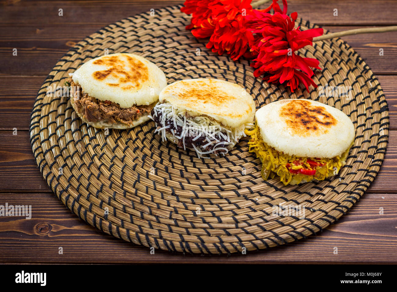 Comida típica venezolana, Arepa Fotografía de stock Alamy
