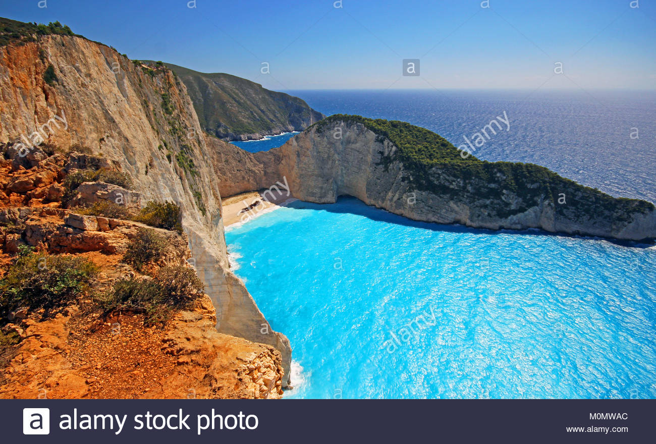 Playa Navagio Naufragio En Isla De Zakynthos Grecia Foto