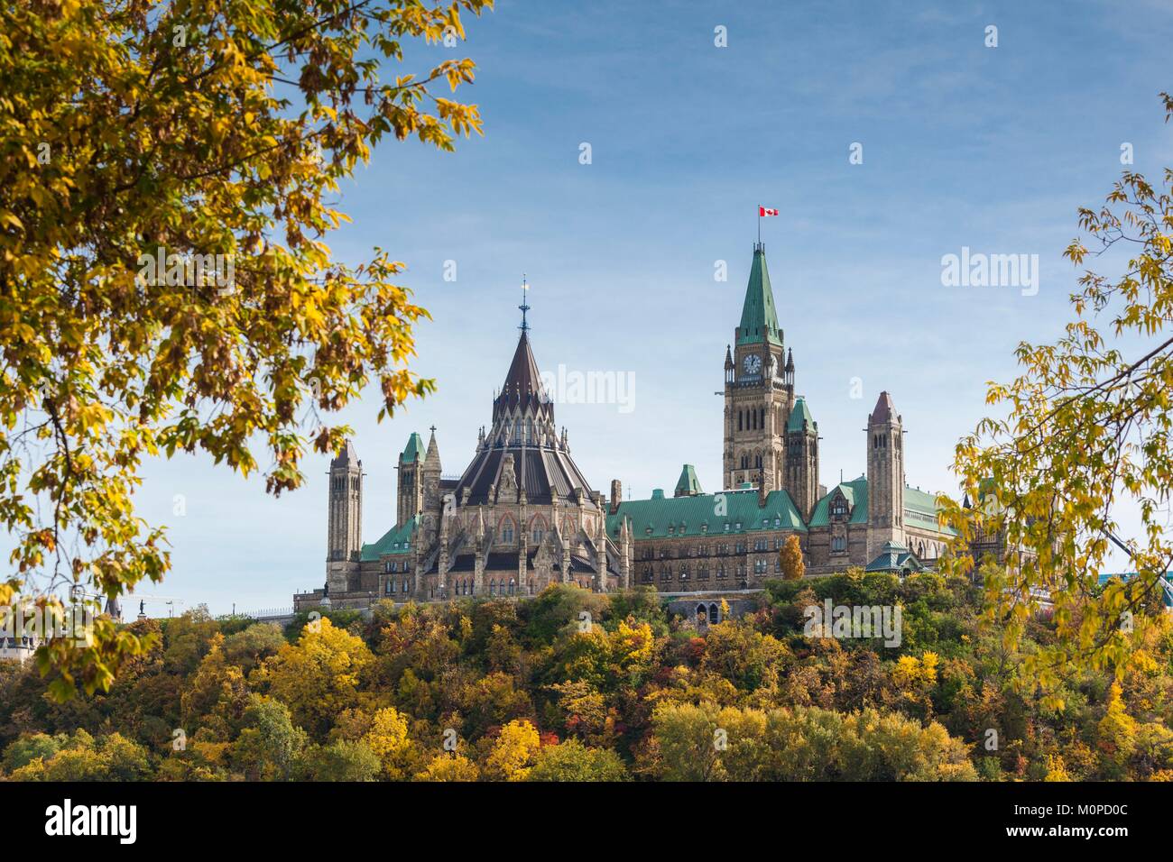 Ontario,Canadá, Ottawa, capital de Canadá, edificio del parlamento canadiense,otoño Foto de stock