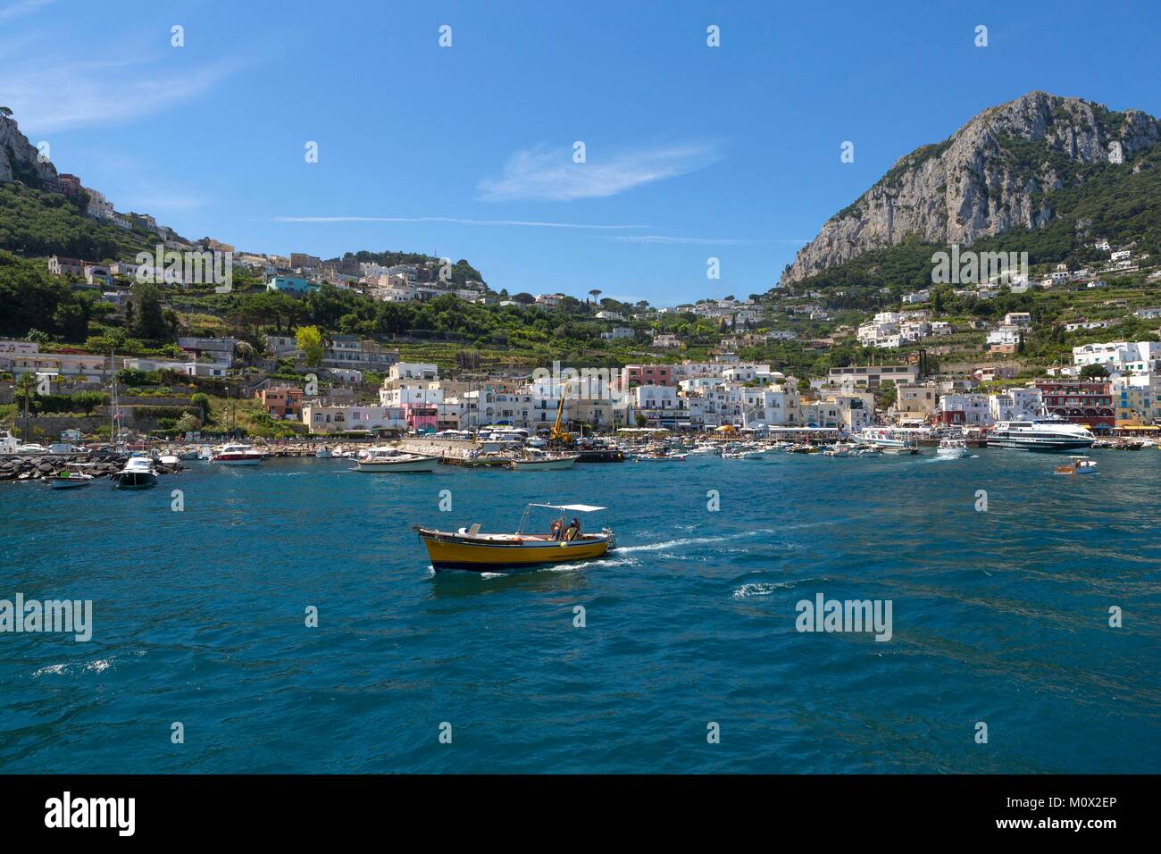 Italia,Campania,bahía de Nápoles, Capri, Puerto Fotografía de stock - Alamy