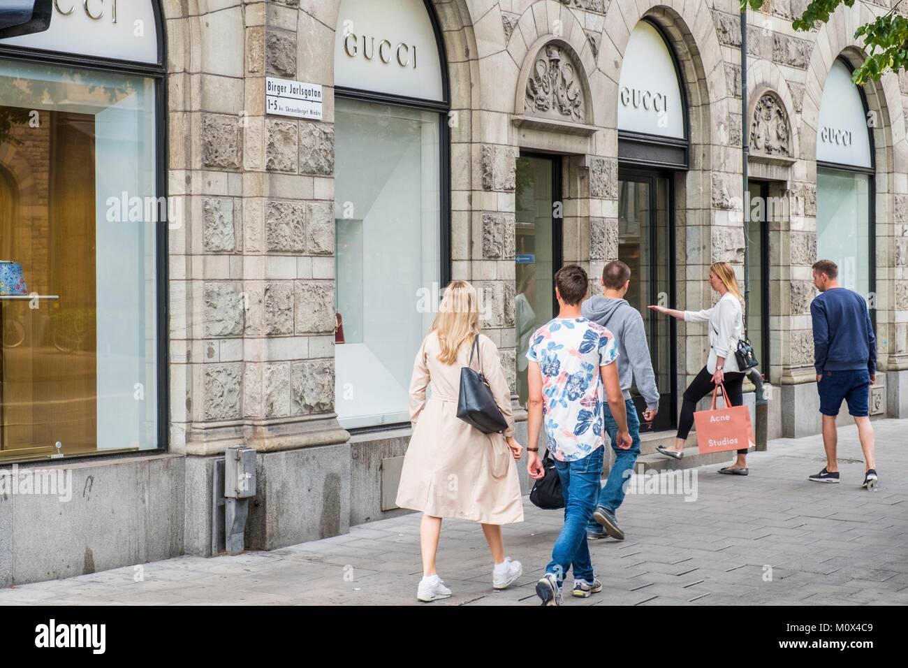 Stockholm shopping shops fotografías e imágenes de alta resolución - Alamy