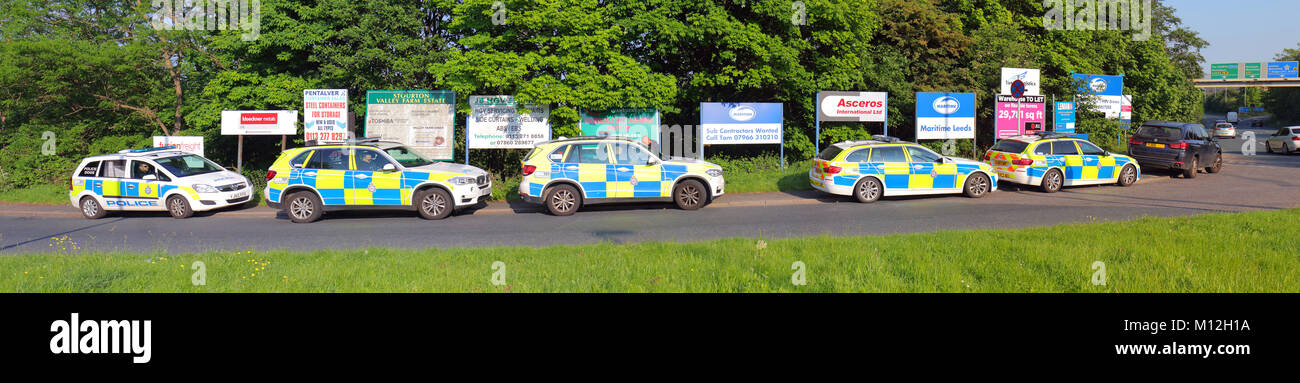 Operación policial en Stourton en Leeds Foto de stock