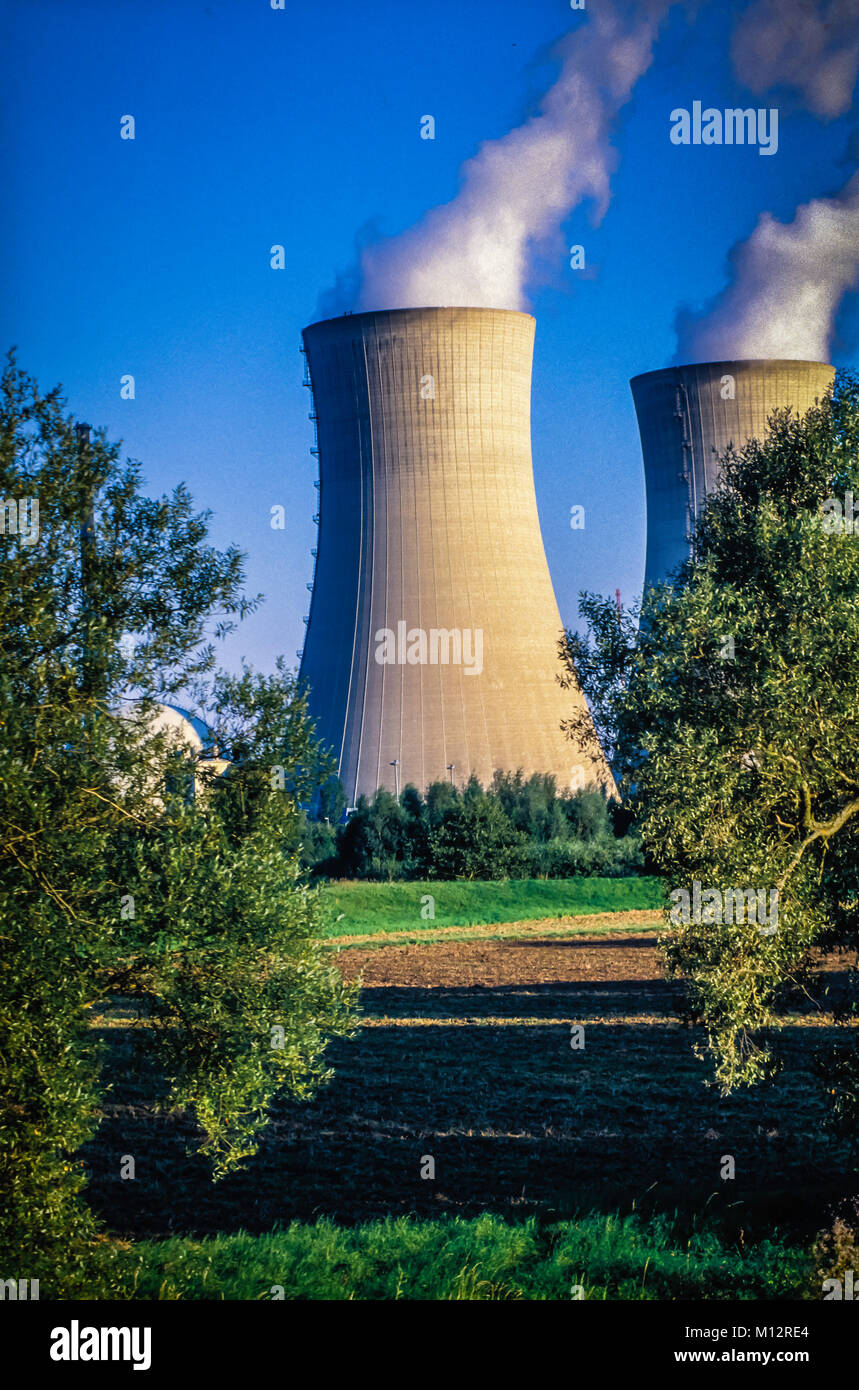 Unión Europea de energía atómica, central nuclear que suministra