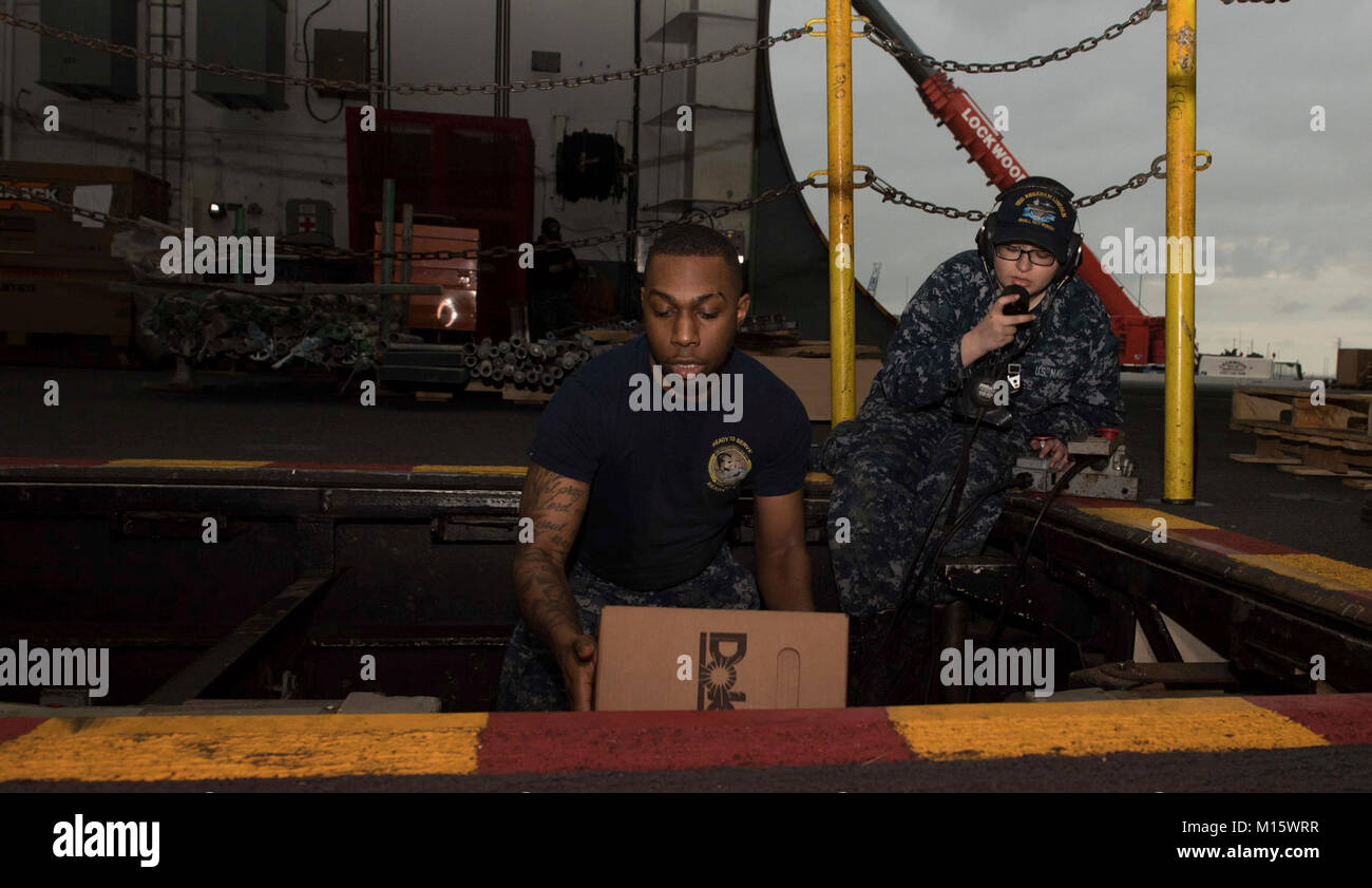 Mariana martinez fotografías e imágenes de alta resolución - Alamy
