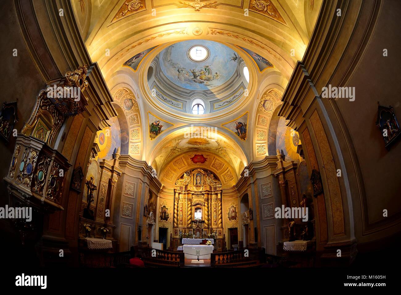 Interior de la Iglesia de la misión jesuita,Alta Gracia, provincia de  Córdoba, Argentina Fotografía de stock - Alamy