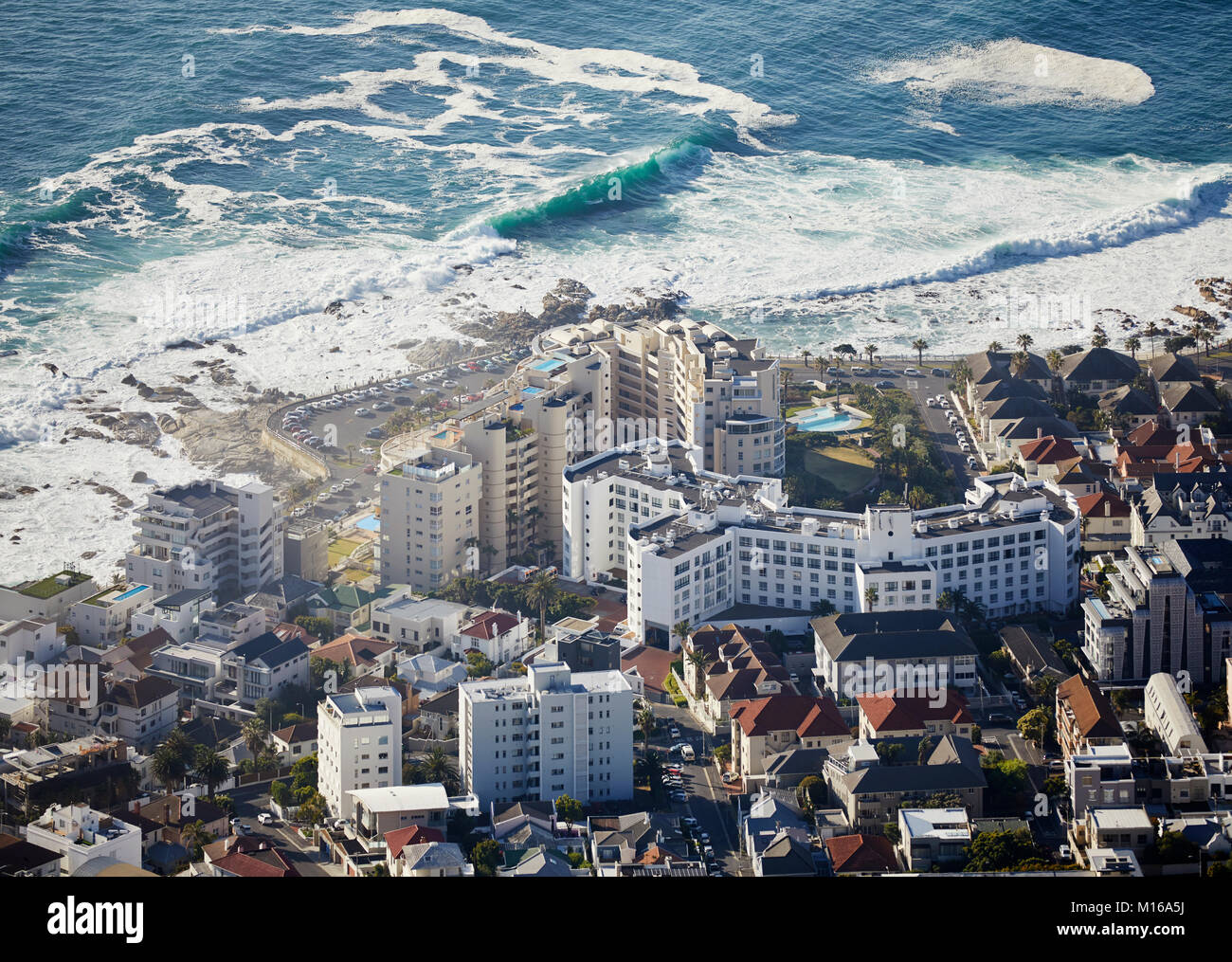 Vista desde la colina Signal a Cape Town Mar Point-Bantry Bay, Ciudad del Cabo, Western Cape, Sudáfrica Foto de stock