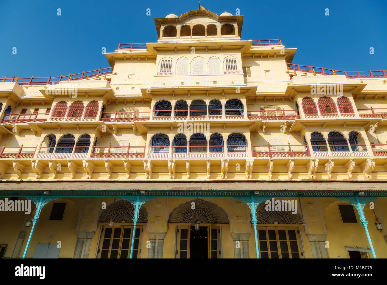 Palacio de la ciudad de Jaipur, Rajasthan - Chandra Mahal museo arquitectura exterior Foto de stock