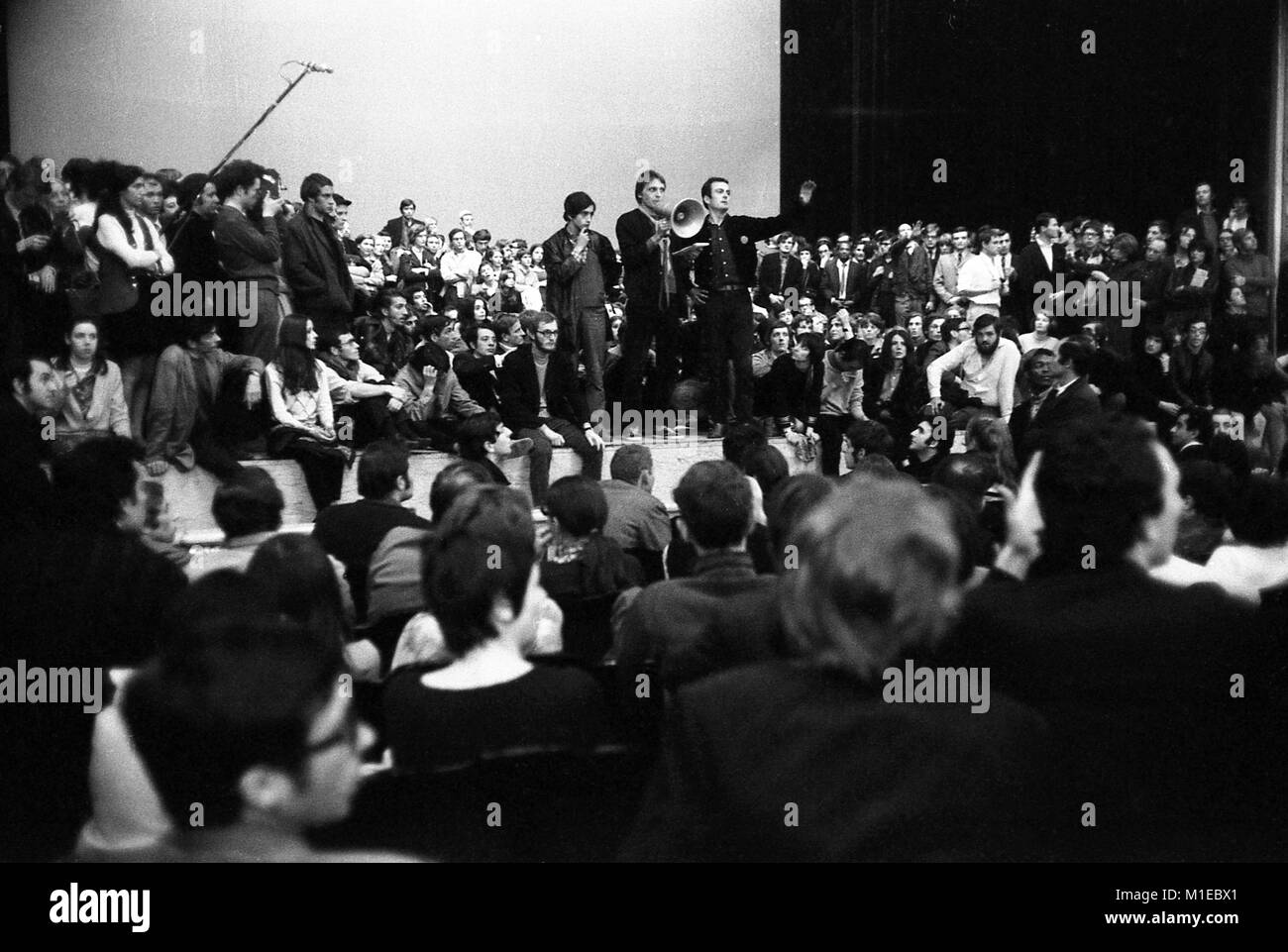 Philippe Gras / Le Pictorium - 68 de Mayo - 1968 - Francia / Ile-de-France (región) / Paris - Rally Teatro Odeon, 1968 Foto de stock