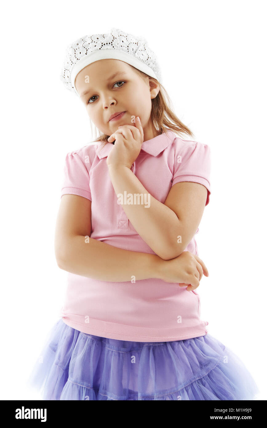 Una niña en un tutu rosa con botas rosa paseos a lo largo de Fotografía de  stock - Alamy