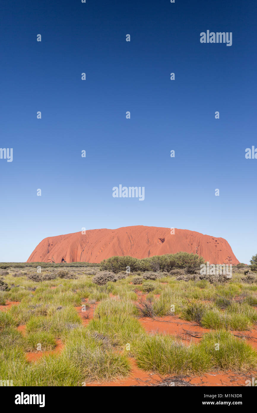 Uluru, centro rojo, el gran Outback. El Territorio del Norte, Australia Foto de stock