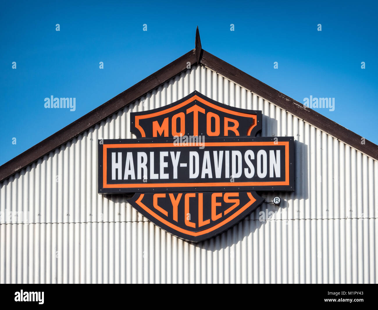 Harley Davidson sign signo - en un concesionario Harley Davidson en el REINO UNIDO Foto de stock