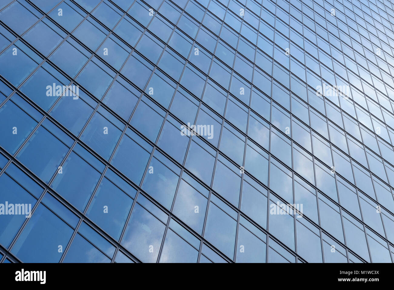 Visión abstracta de un rascacielos, Cerrar Foto de stock