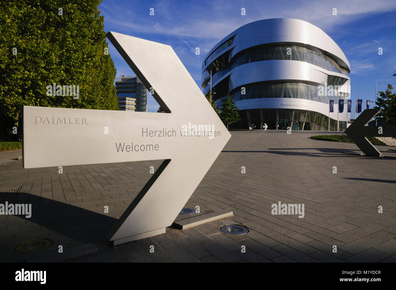 Museo Mercedes Benz de Stuttgart, Baden-Wurtemberg, Alemania, Alemania, Europa Foto de stock