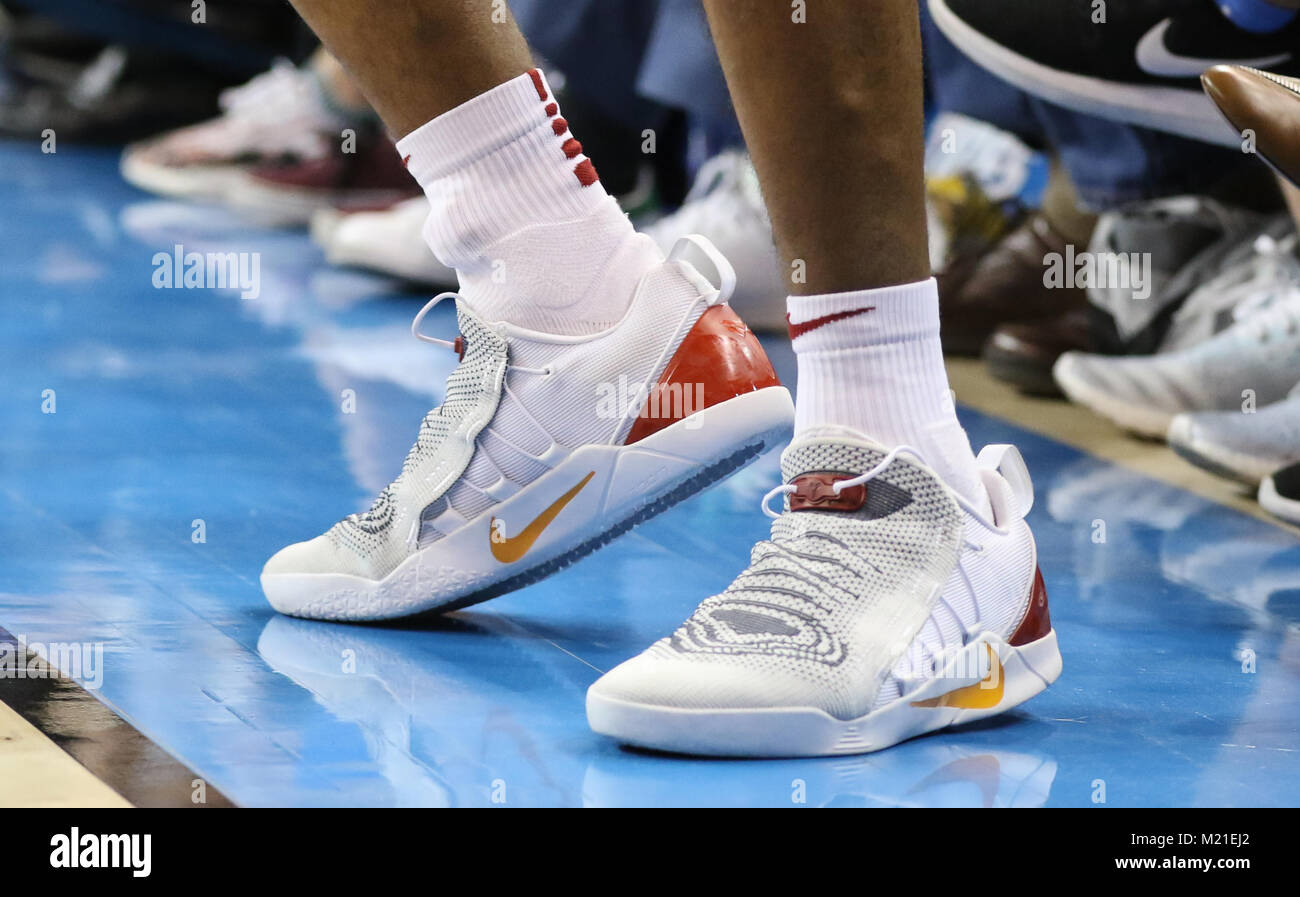 Nike Basketball Shoes Fotos e Imágenes de stock - Página 5 - Alamy