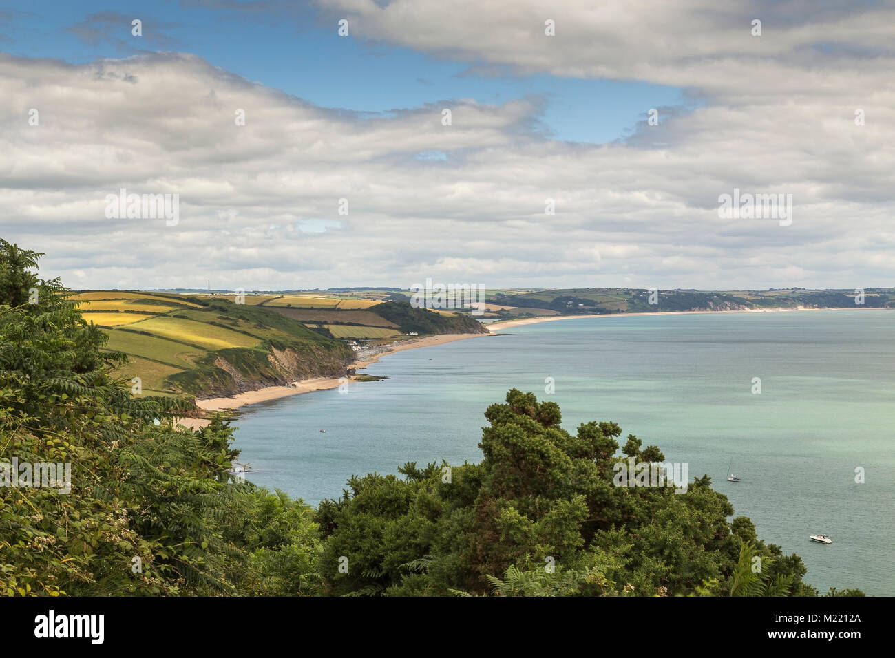 Imagen que muestra la hermosa costa en Beesands, Devon, Inglaterra. Foto de stock