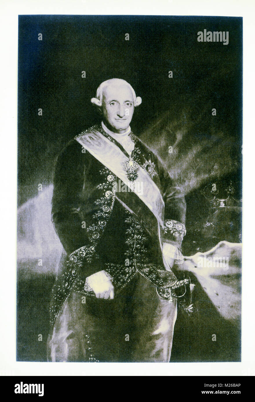 Francisco de Goya (1746-1828) fue un pintor y grabador español. Examinó los artistas españoles más importantes de la época, él es honrado como uno de los últimos de los viejos maestros y uno de los primeros modernos. Sus primeras pinturas eran optimistas y alegres, a medida que pasaron los años, sus obras se volvieron muy pesimista. Un reconocido retratista, Goya realizó este retrato del rey español Carlos IV en 1789. A menudo es conocido como Carlos IV en rojo. Él también hizo una famosa pintura de Carlos IV y su familia. Foto de stock