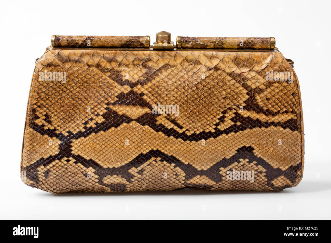 Vintage handbag hecho de auténtica piel de serpiente Foto de stock